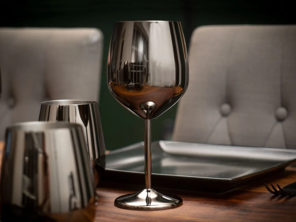 DRIKKEGLAS SÆT - VINGLAS I RUSTFRIT STÅL - Image 3