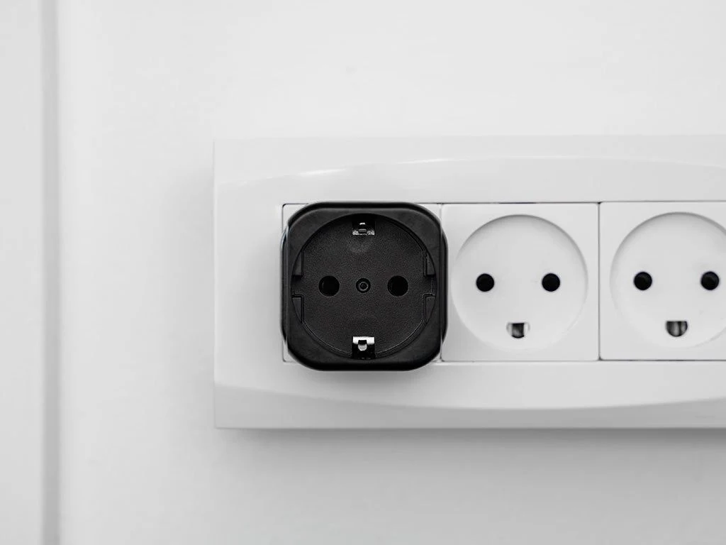SCHUKO ADAPTER - Image 3